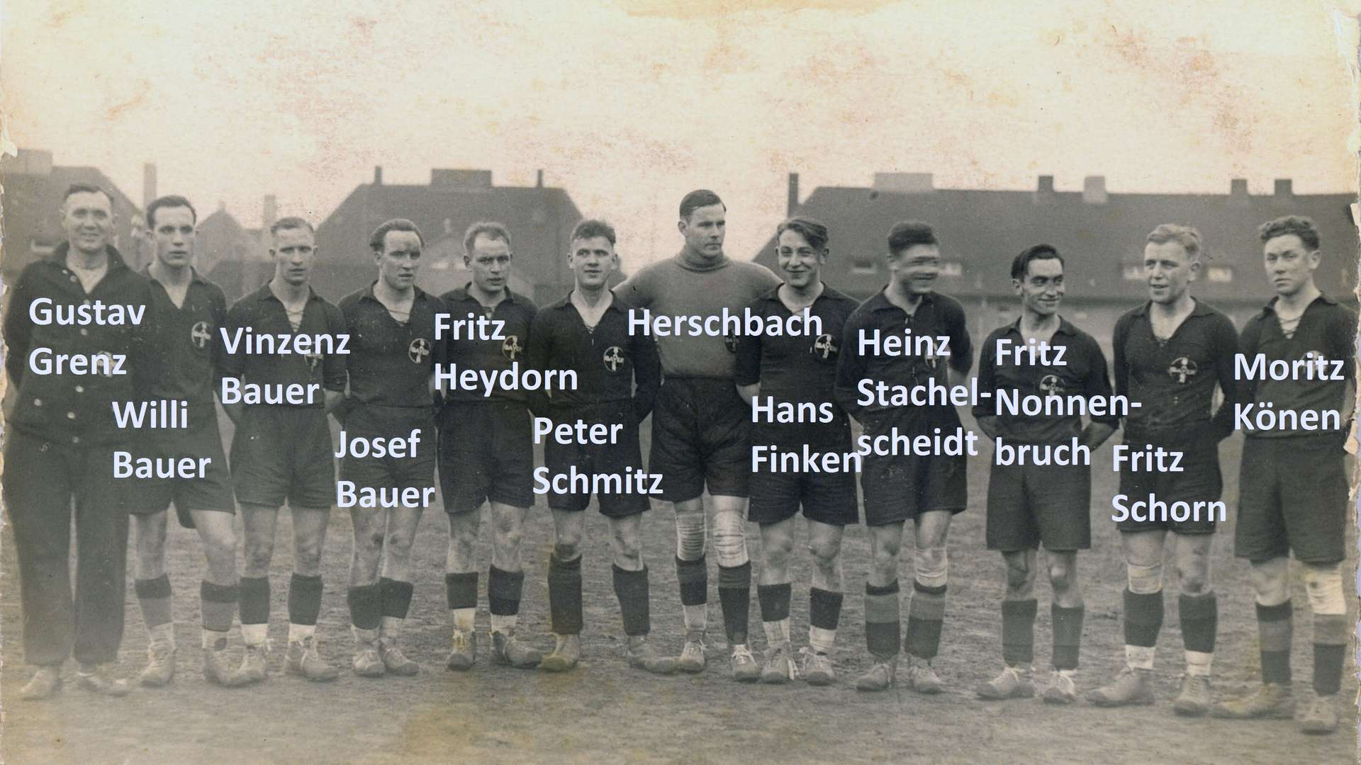 1936_Aufstiegsmannschaft_1_mit_Namen.jpg