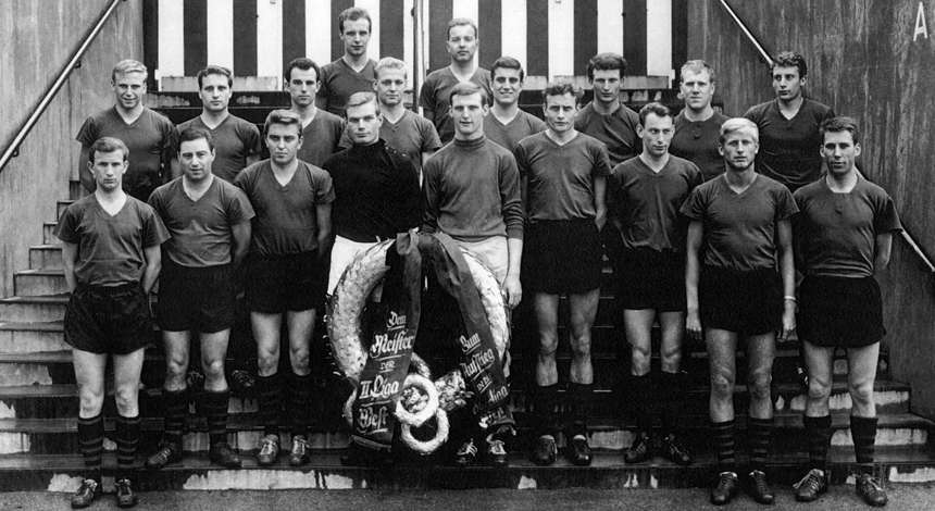 Mannschaftsfoto Oberliga-Aufsteiger 1961/62