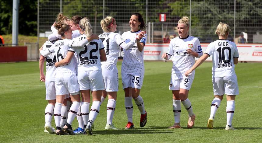 20190512_Frauen_vs_Essen_Jubel.jpg