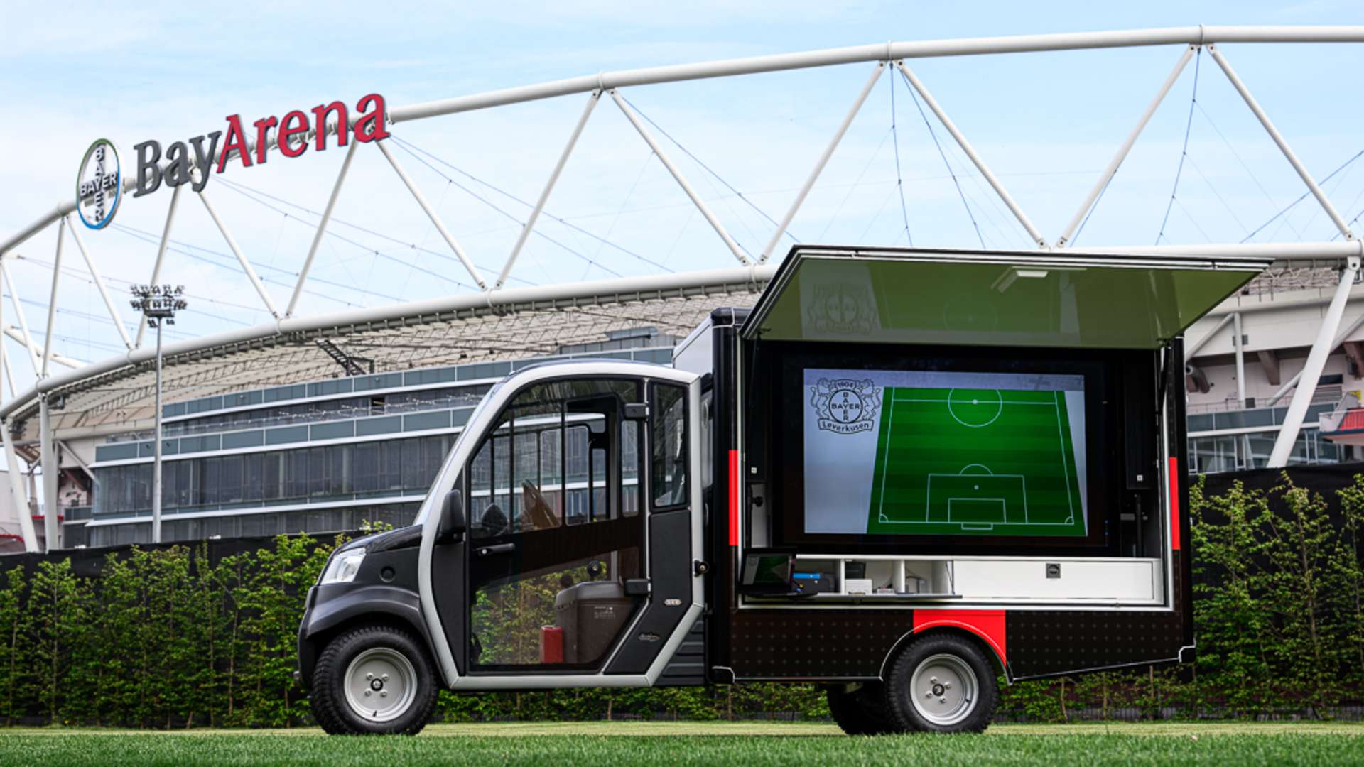 Bayer 04-Taktikmobil