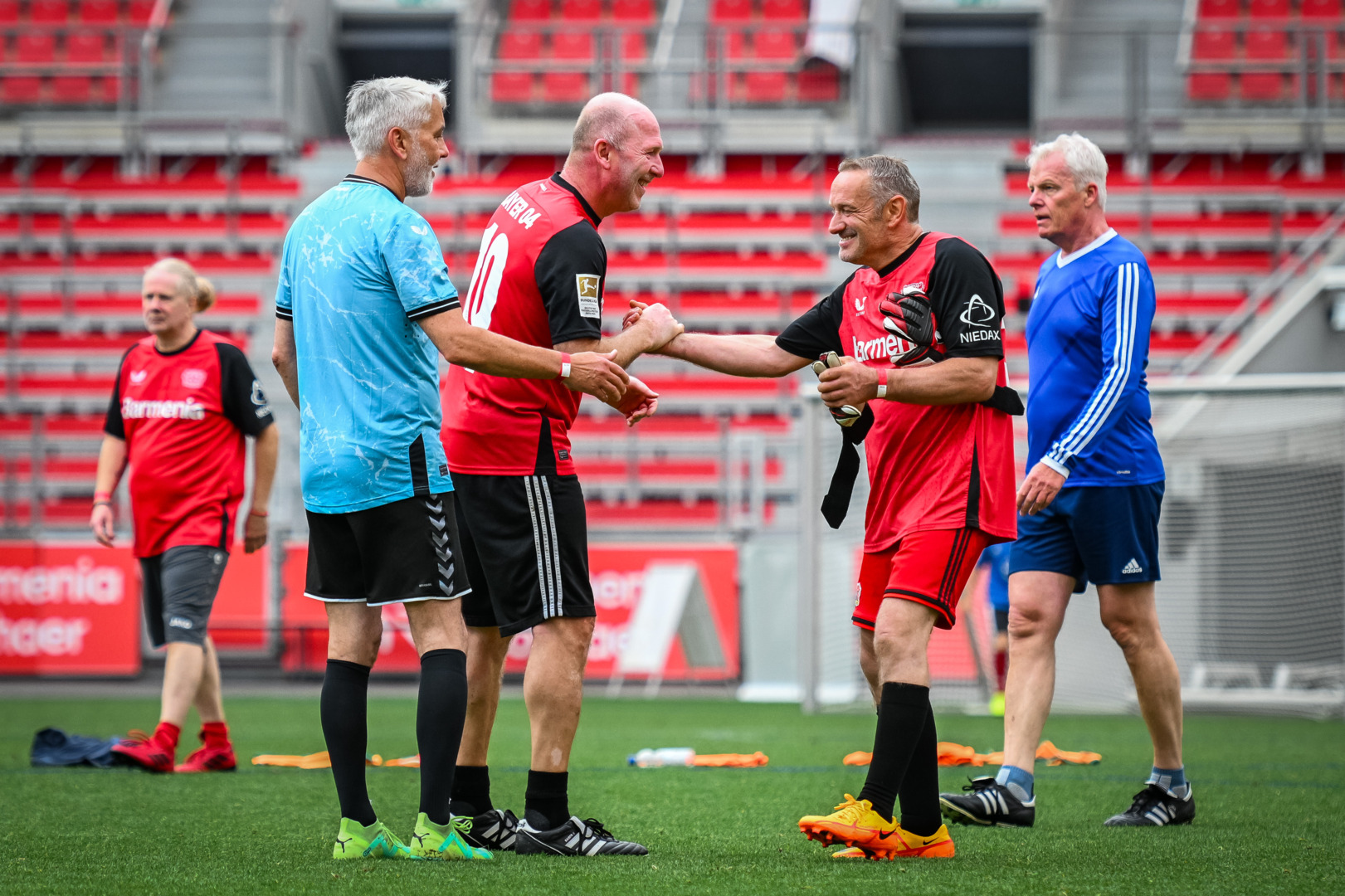 Mitglieder-Kick in der BayArena