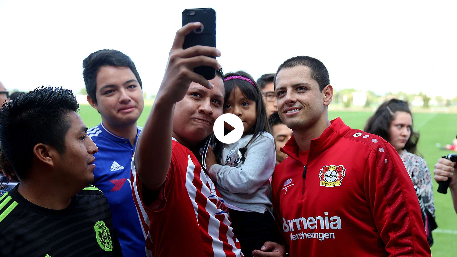 B04TV_Chicharito_Orlando.jpg