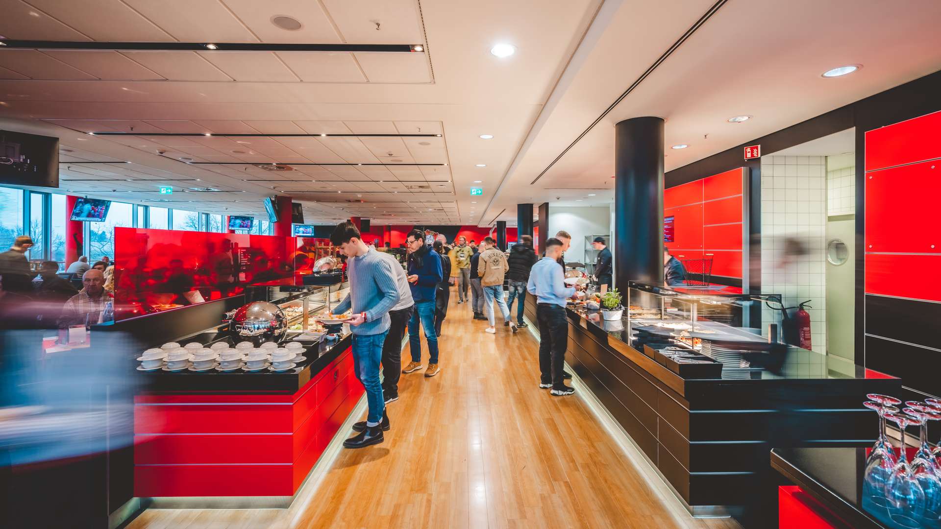 Buffet de la Sala VIP Oeste 1904