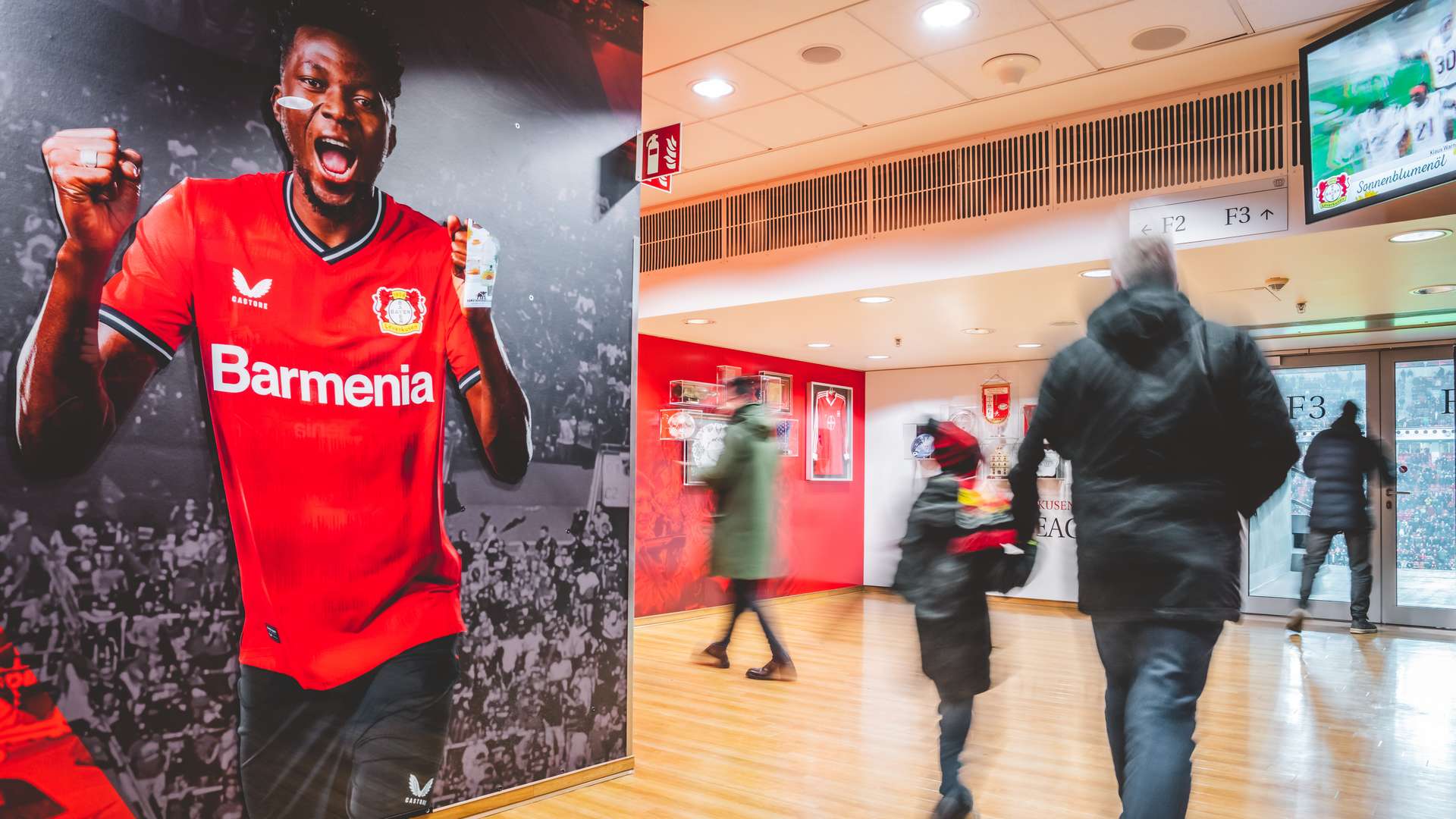 Entrada Sala VIP Oeste 1904