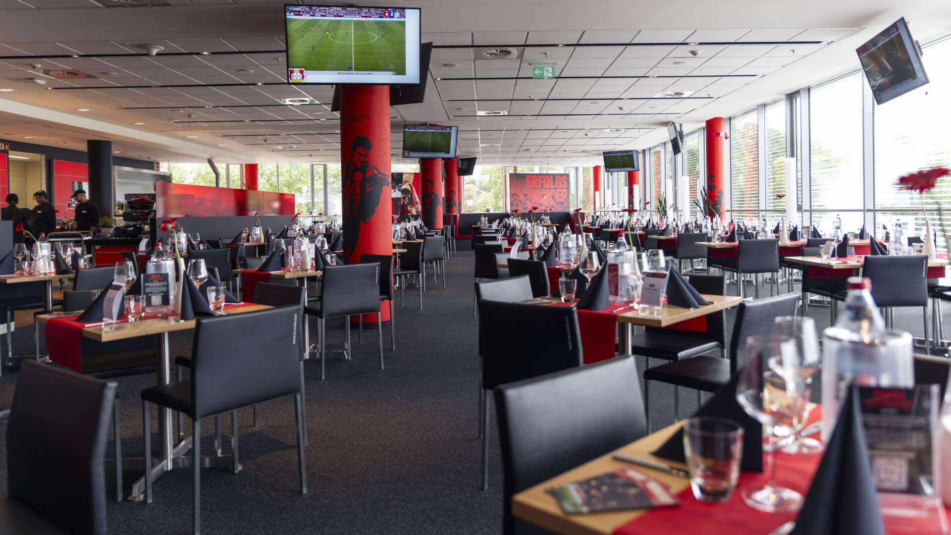 19nullvier-Lounge VIP West Sitze