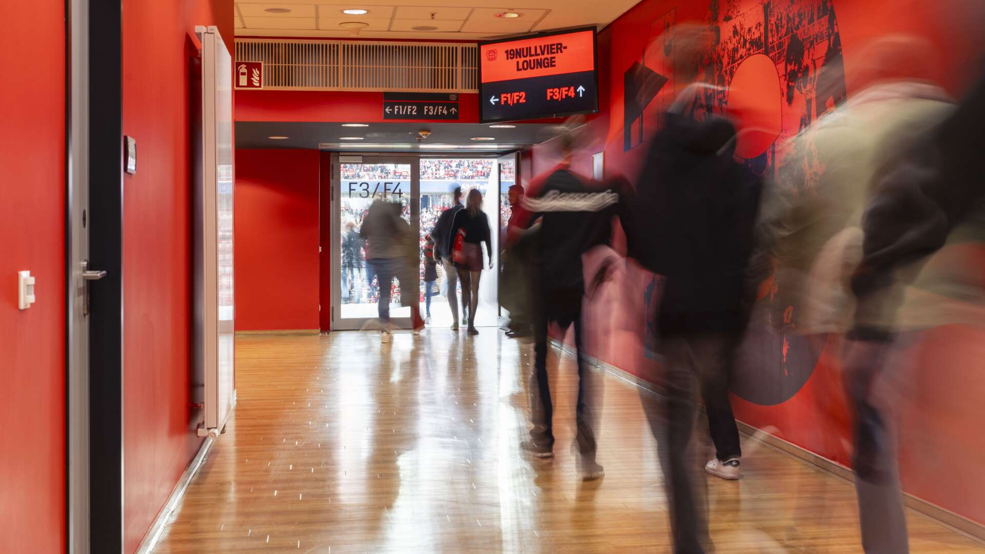 19nullvier-Lounge VIP West Durchgangsbereich