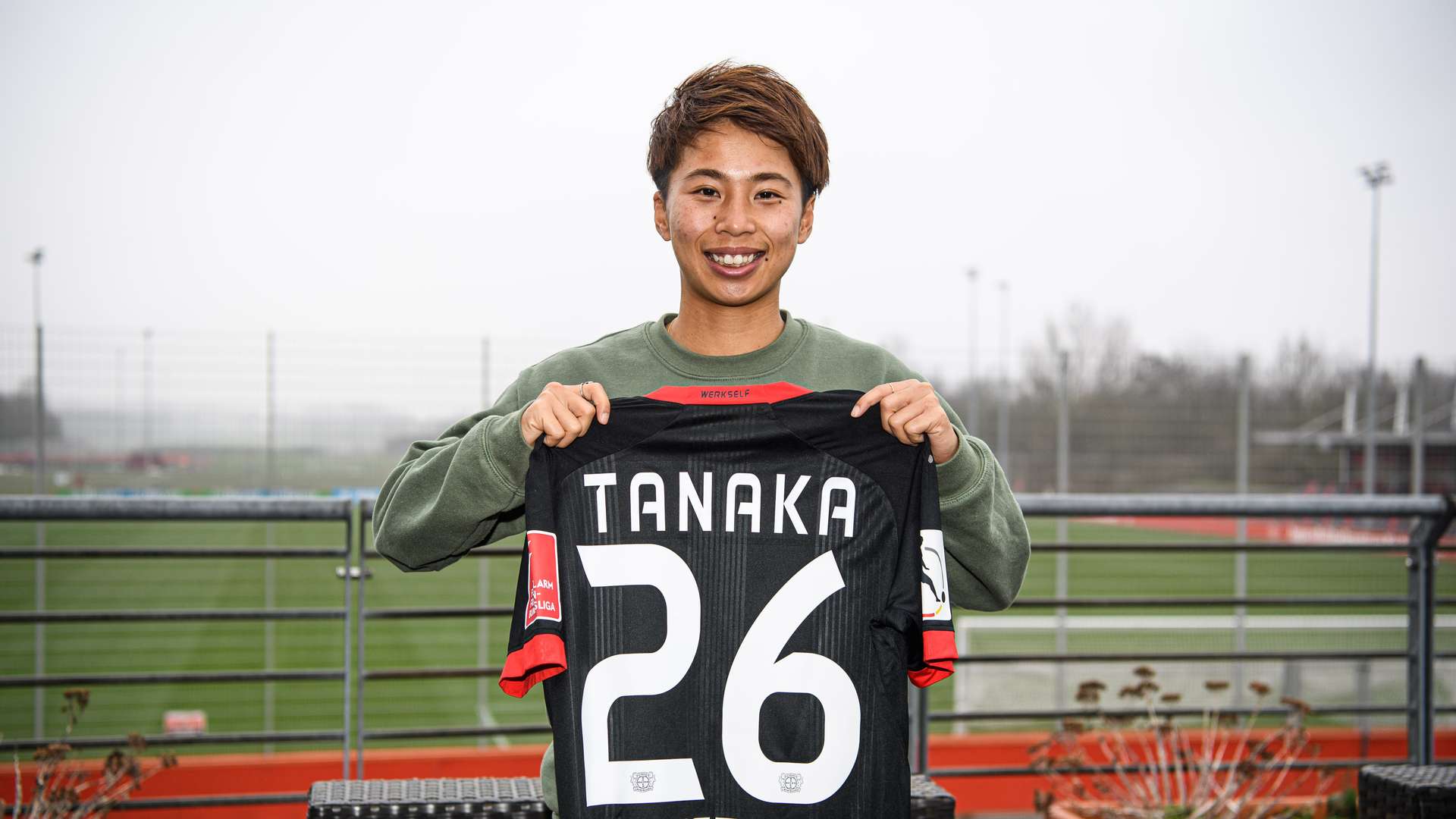 Japanische Nationalspielerin Tanaka verstärkt Frauen Bayer04.de