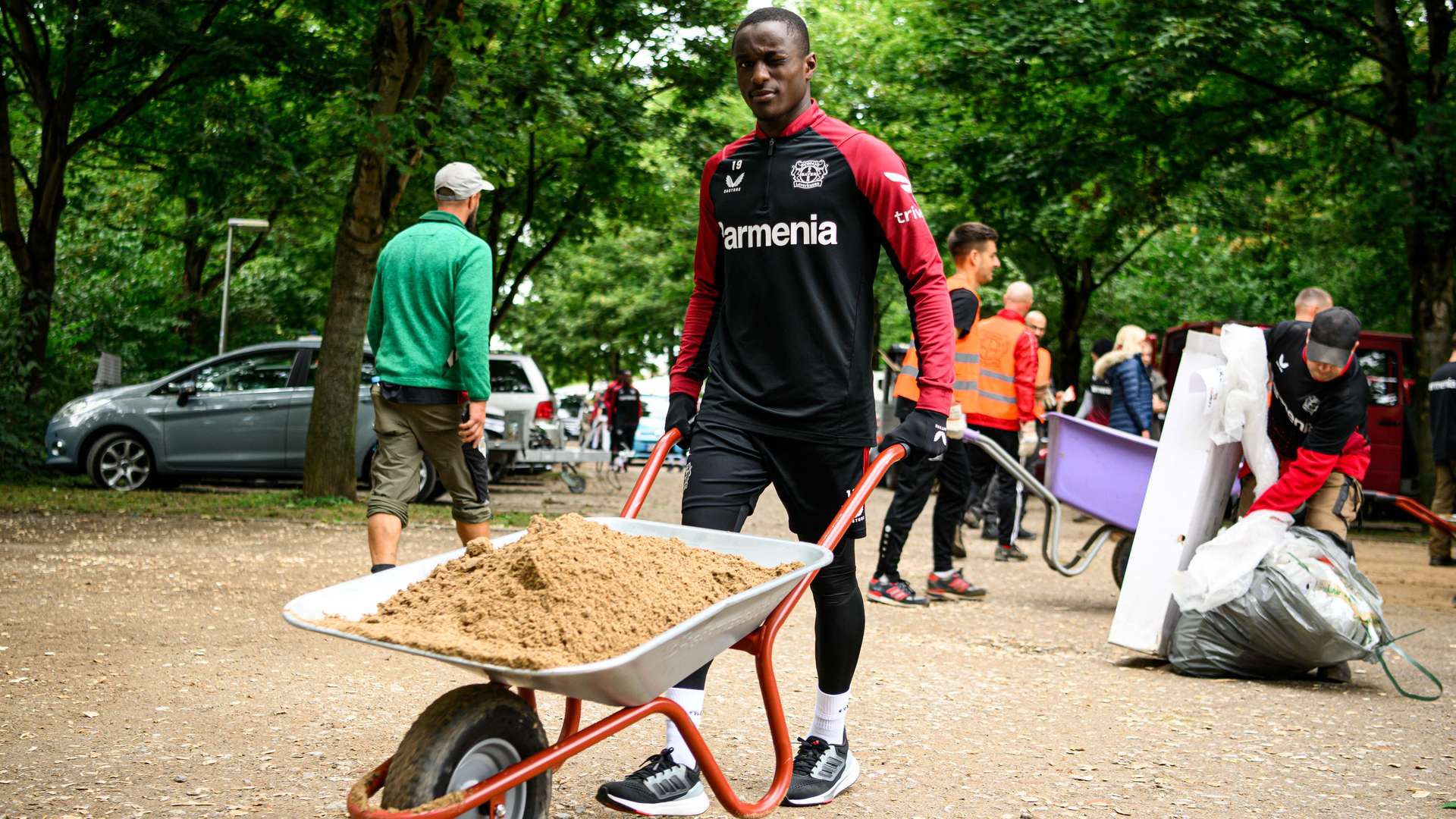 Día de la ayuda Bayer 04
