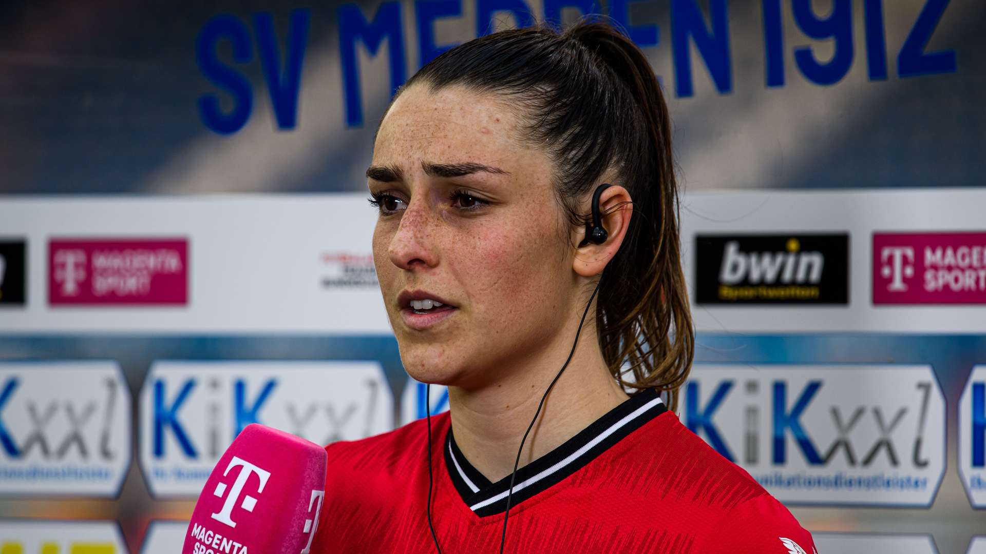 Bayer 04 Femenil media