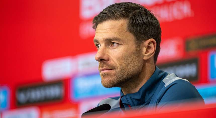 crop_20230825_NB_B04_Xabi_Alonso_PK_B04vsBMG_97733.jpg