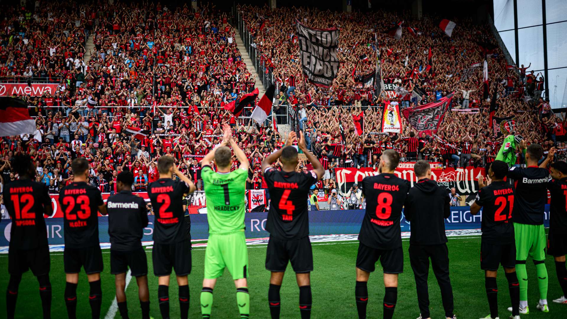Bayer 04-Fans in Mainz