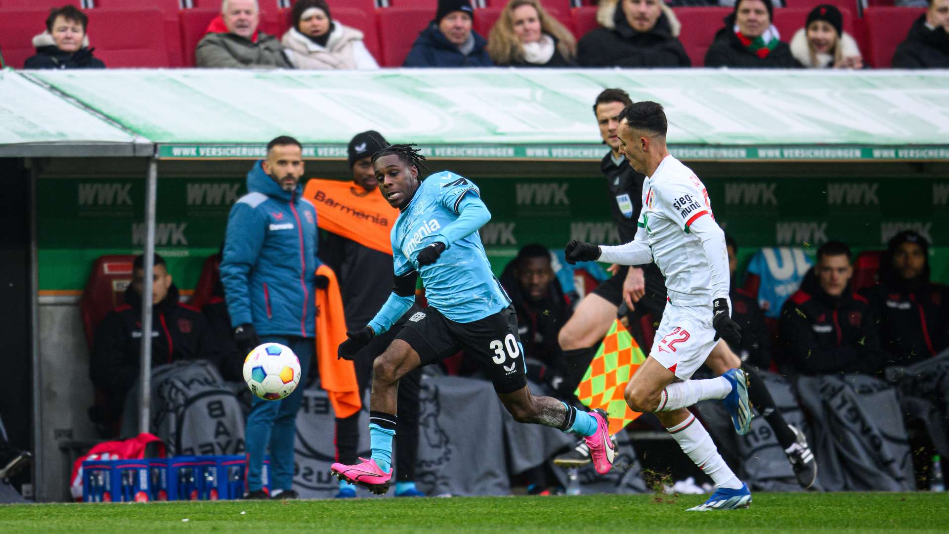 Frimpong im Laufduell
