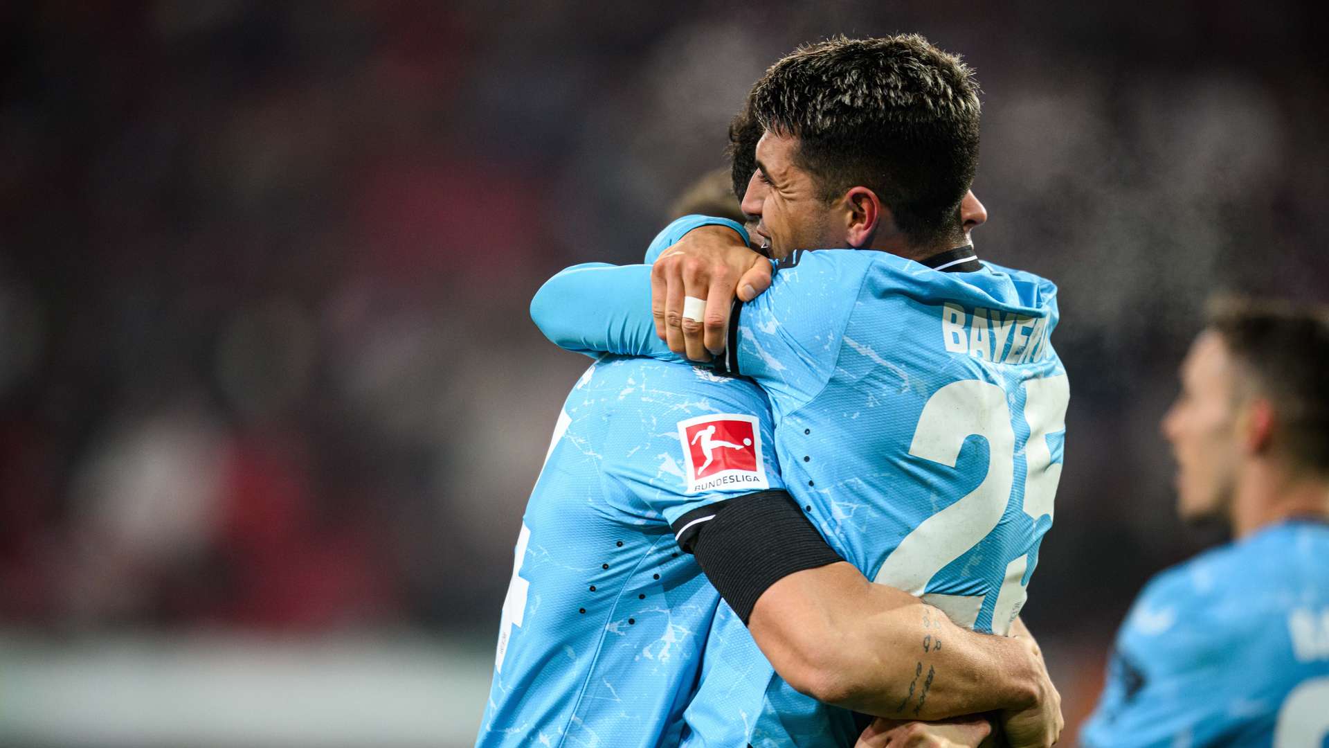 Jubel Palacios und Xhaka