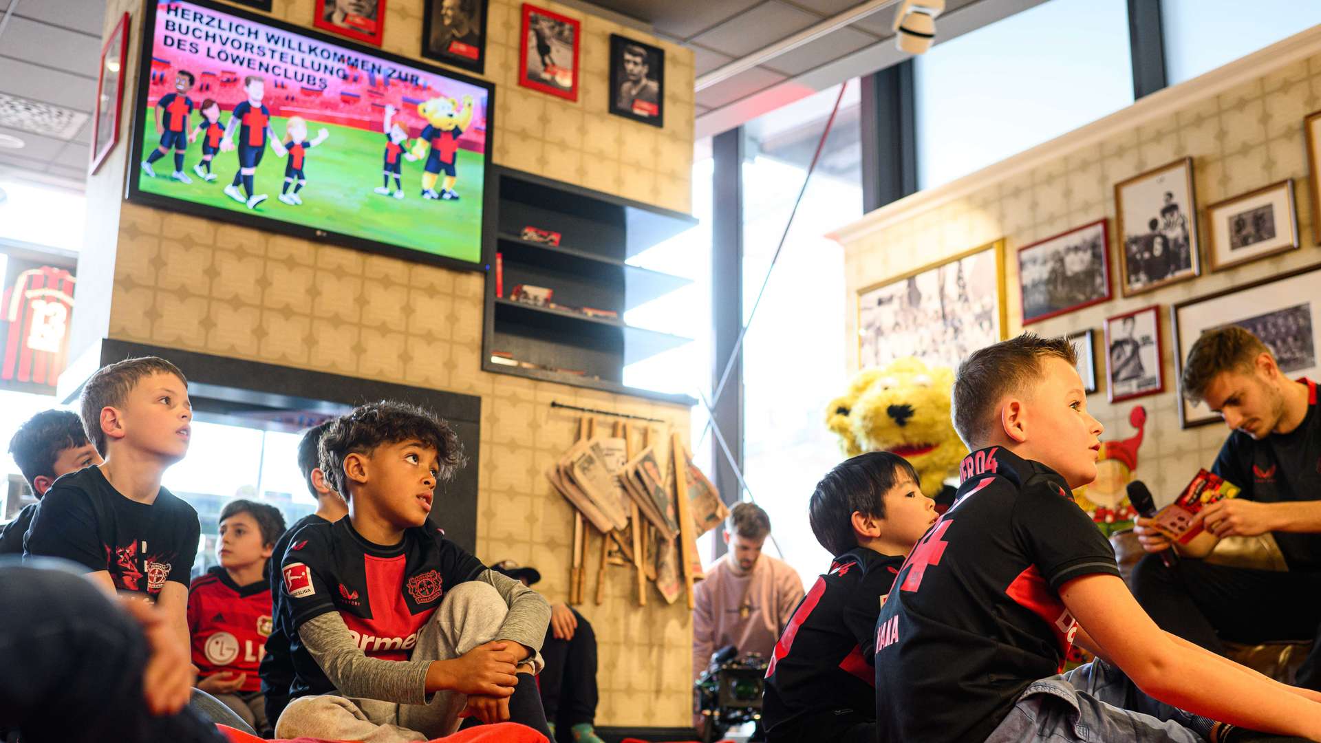 Kinder bei der Lesung