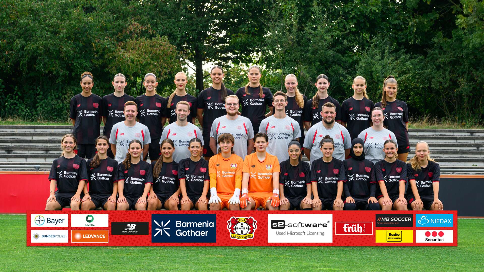 Foto del equipo sub-19 femenil