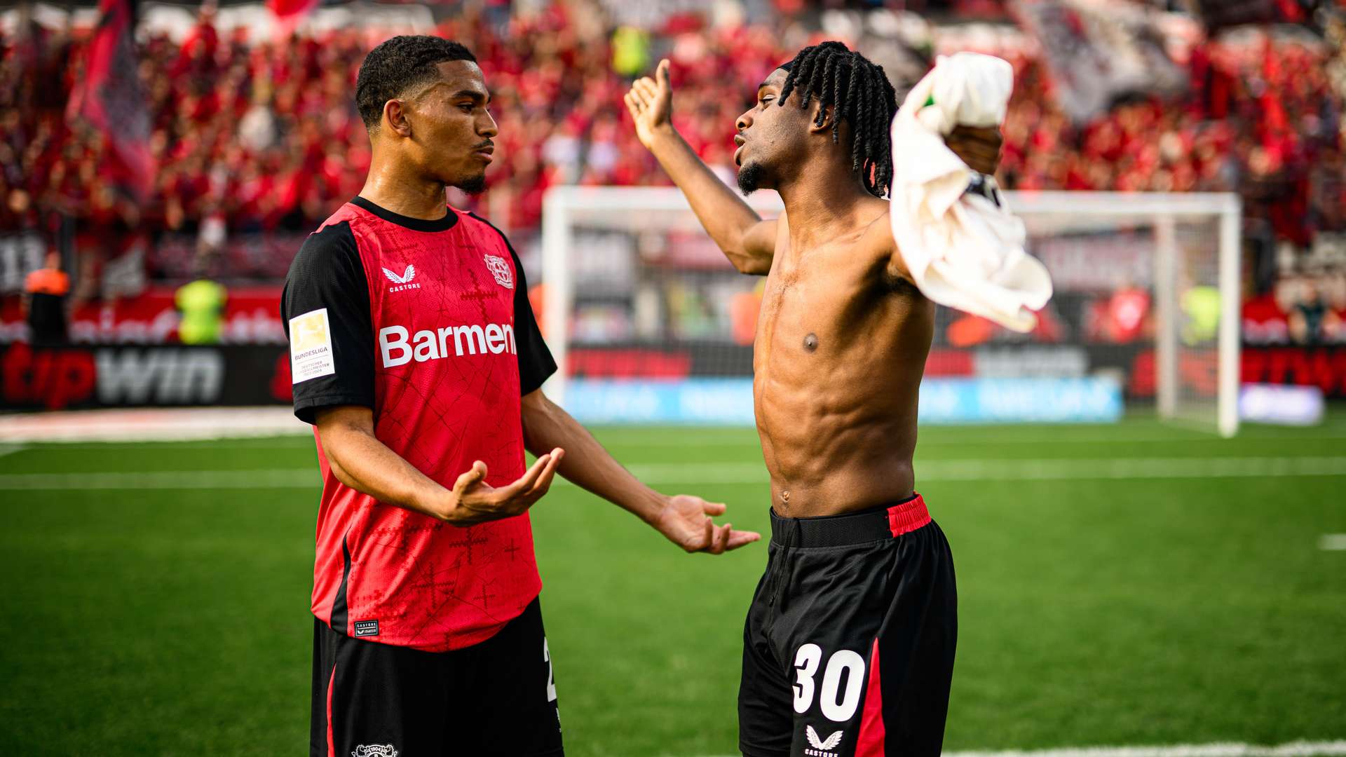 Amine Adli und Jeremie Frimpong