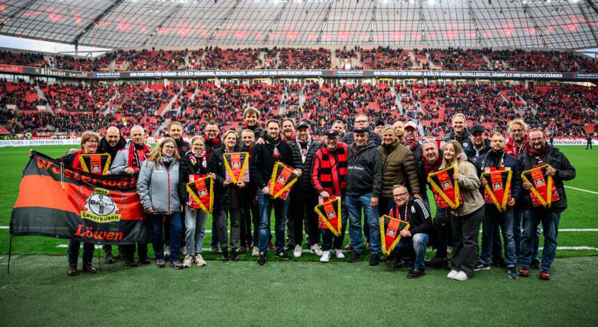 Fanclub-Ehrung in der Halbzeit von #B04SCF