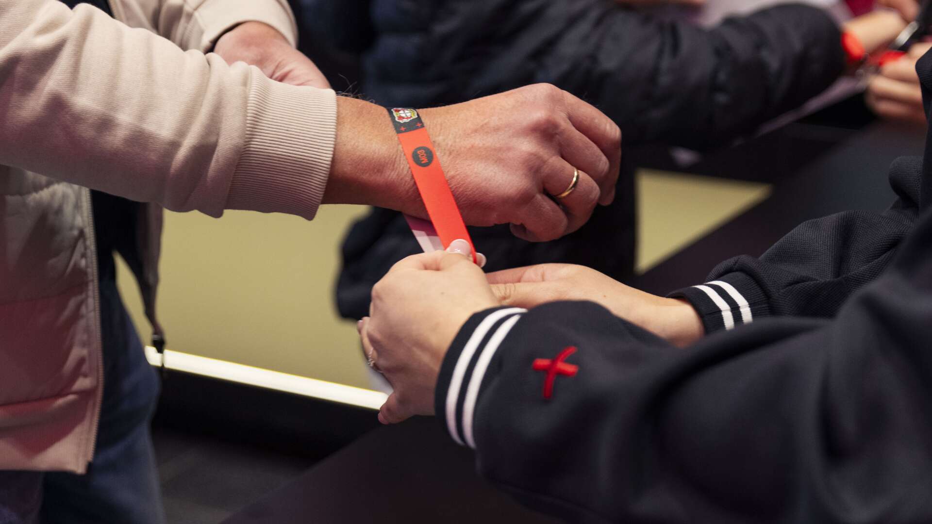 Premium-Lounge VIP West bracelet