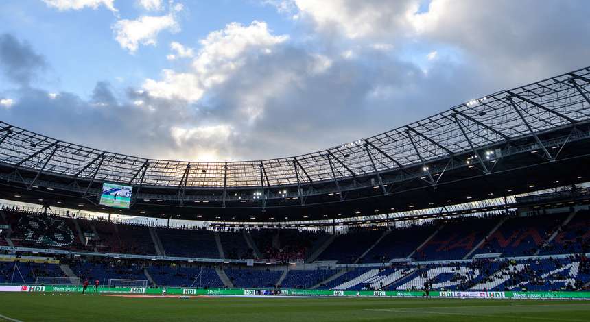 crop_Hannover_Stadion_HDIArena.jpg
