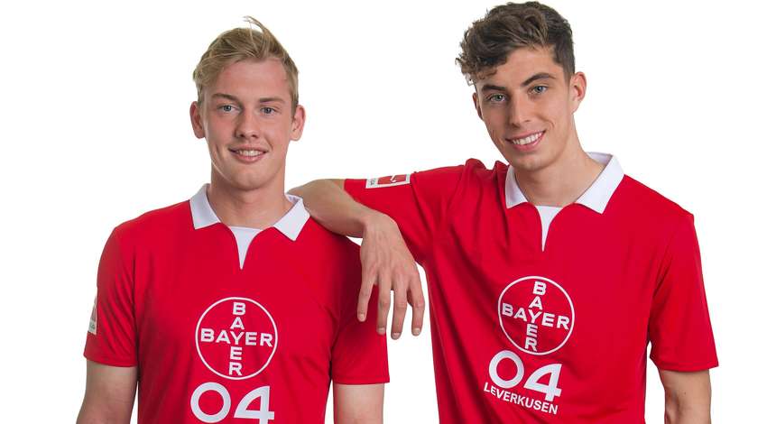 crop_Havertz_Brandt_Trikot_Fotoshooting_45714.jpg