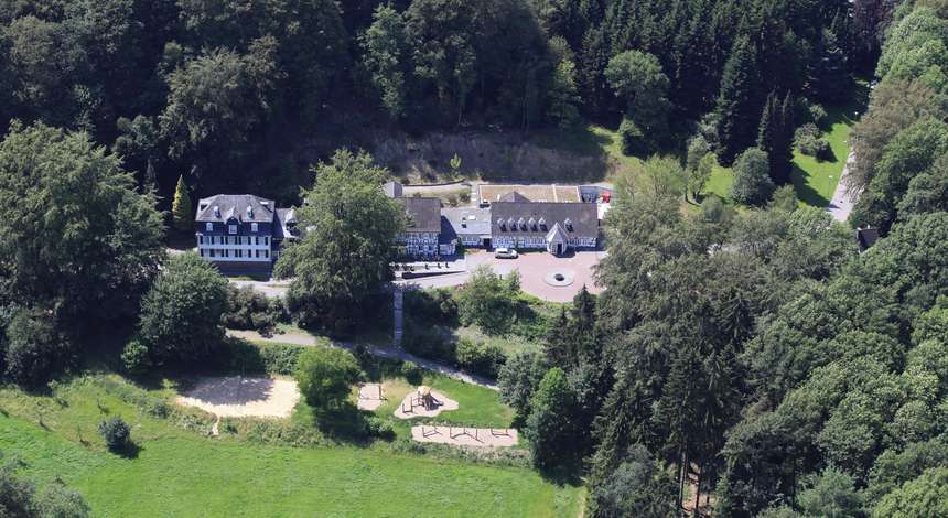 crop_Hotel_Wermelskirchen.jpg