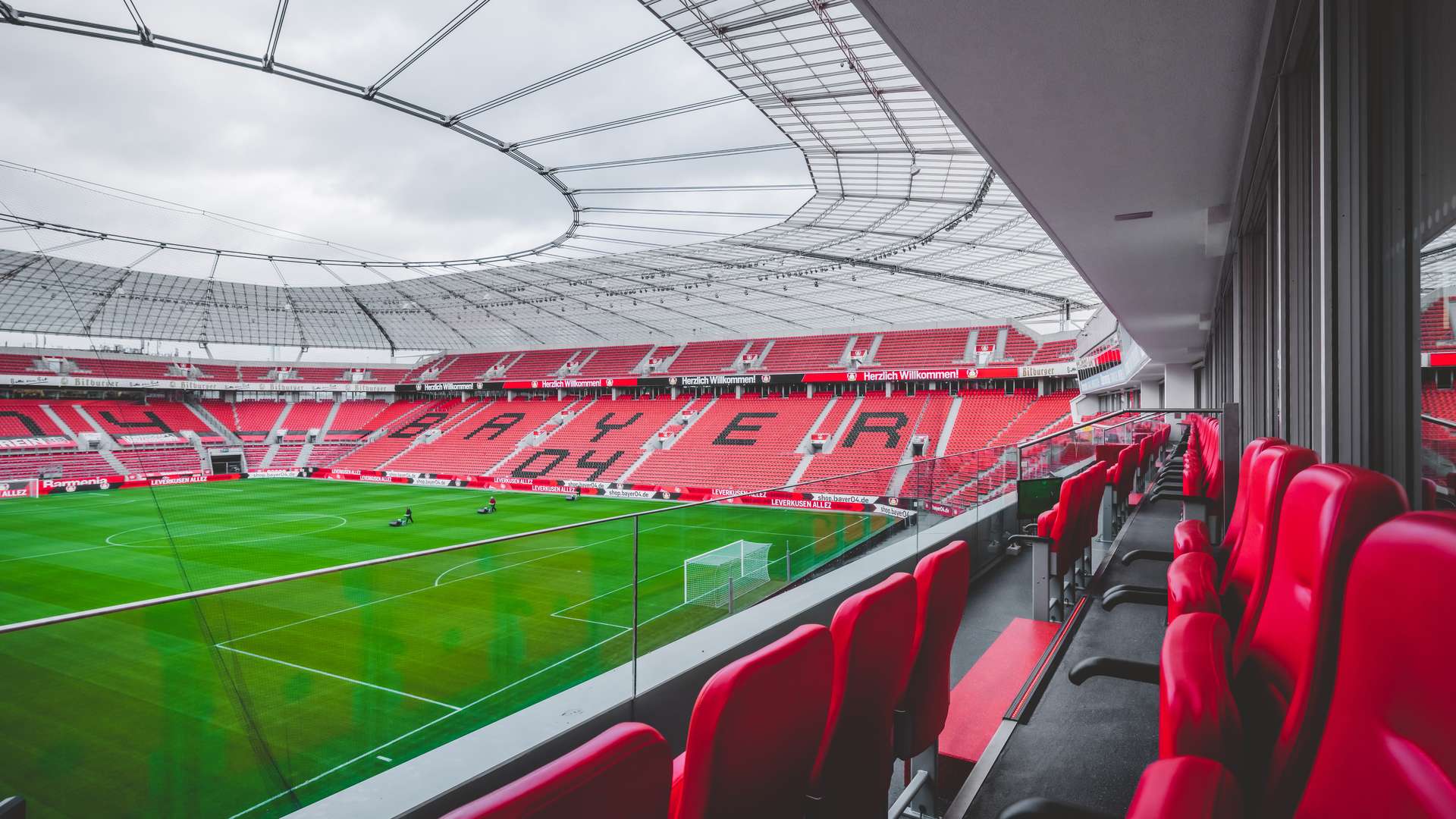 Executive Box VIP South Balcony