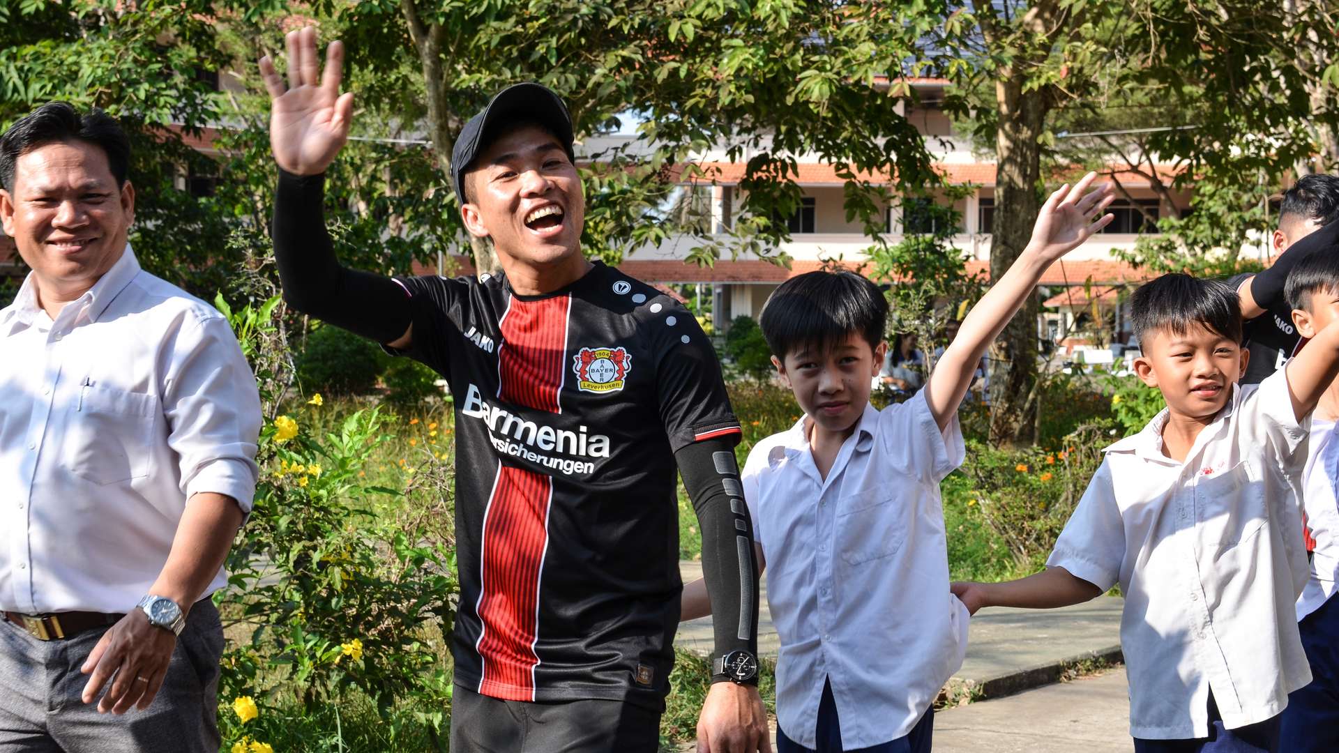 crop_Scort_Vietnam_Bayer04_2.jpg