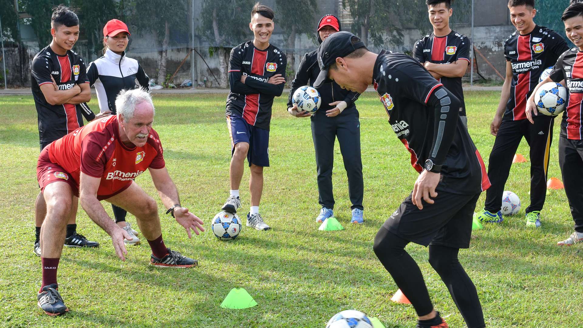 crop_Scort_Vietnam_Bayer04_4.jpg
