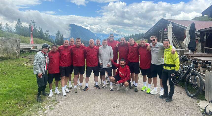 Traditionsmannschaft in Kitzbühel