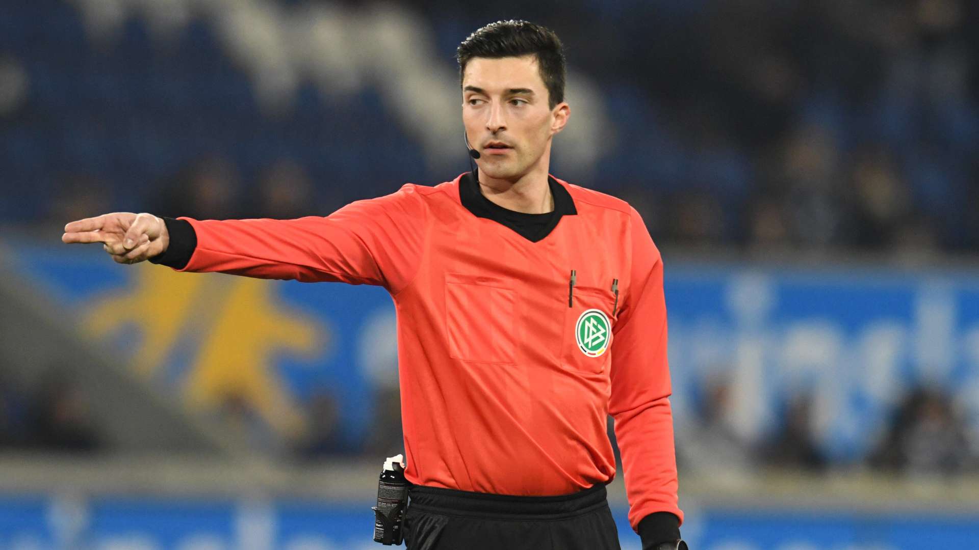 Kurzpässe vor #B04VfB: Badstübner an der Pfeife | Bayer04.de