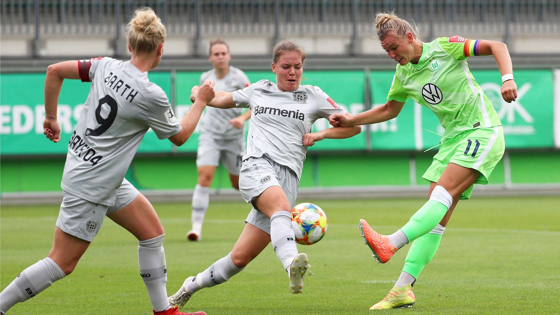 Women Stay Up Despite 5-0 Defeat At Wolfsburg | Bayer04.de